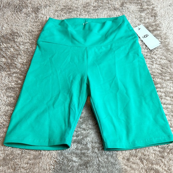 UGG Biker Shorts NWT - Picture 5 of 5